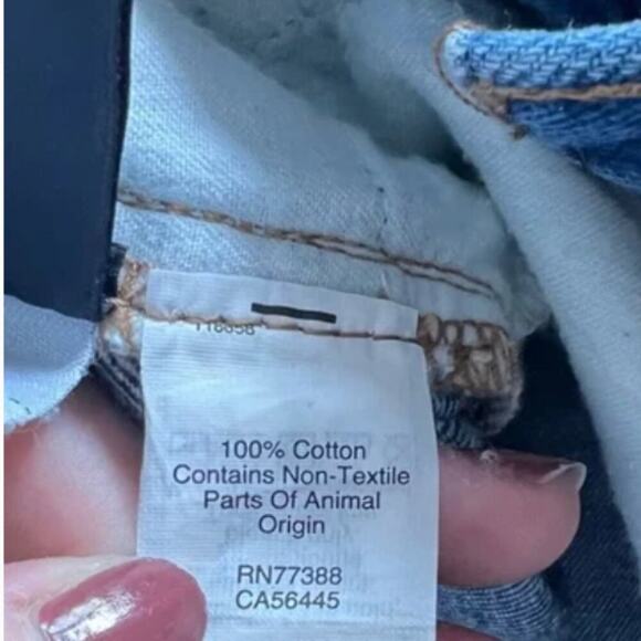 Madewell Retro High Rise Crop Bootcut Jeans: Knee-Rip Edition - Picture 10 of 10